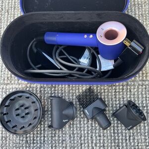 DYSON: Special Edition Dyson Supersonic™ Hair Dryer